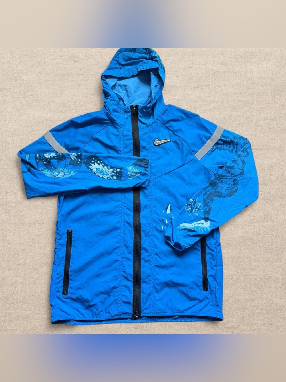 Nike Wild Run Tokyo Dragon Windrunner Jacket Mens Size M Blue Chinese Graphic